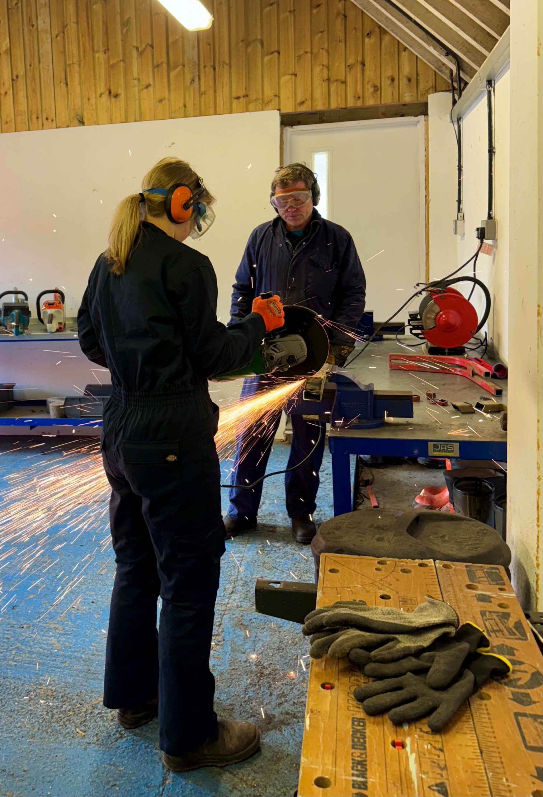 LANTRA Awards Abrasive Wheels Course