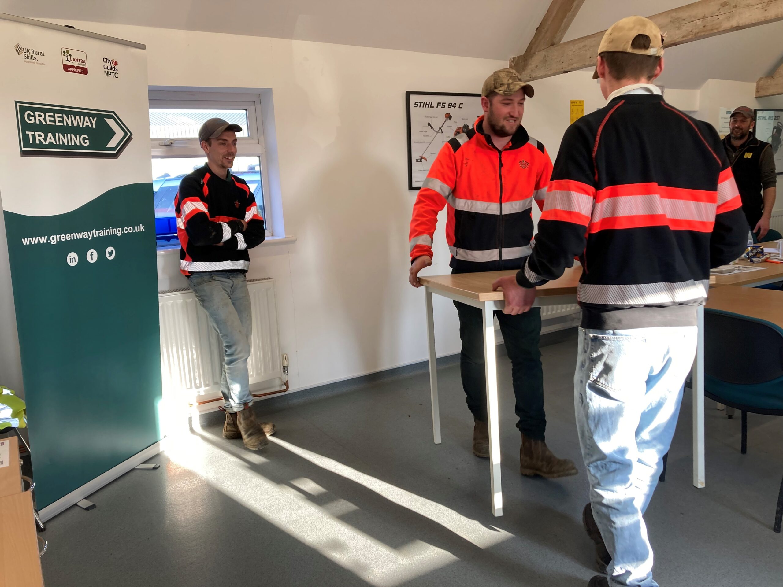 LANTRA Awards Manual Handling Awareness [Training Only] Course