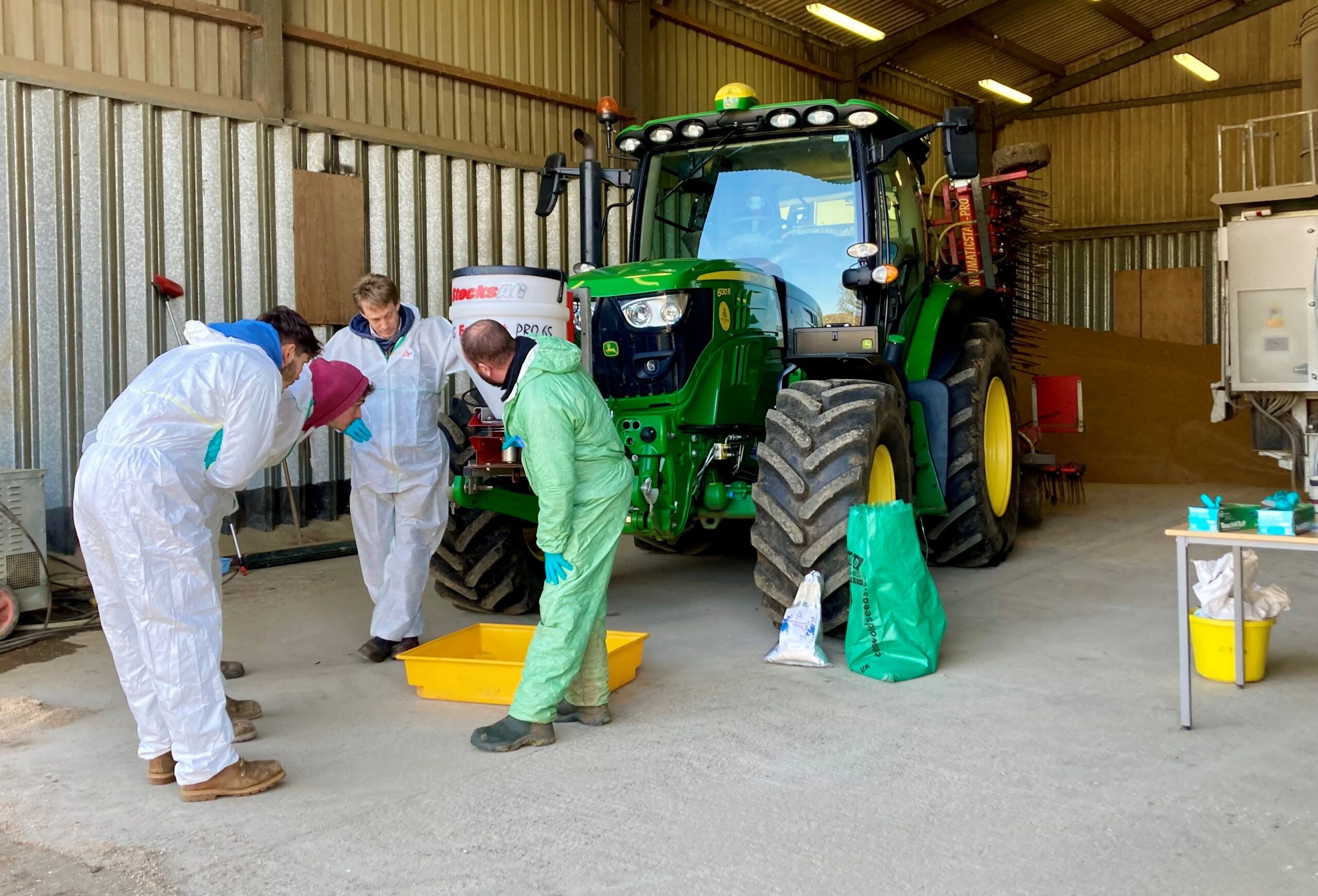 Level 2 PA4(s) & PA4(g) Combined – Pesticides Slug Pellets and Granular Applicators Course & Assessment