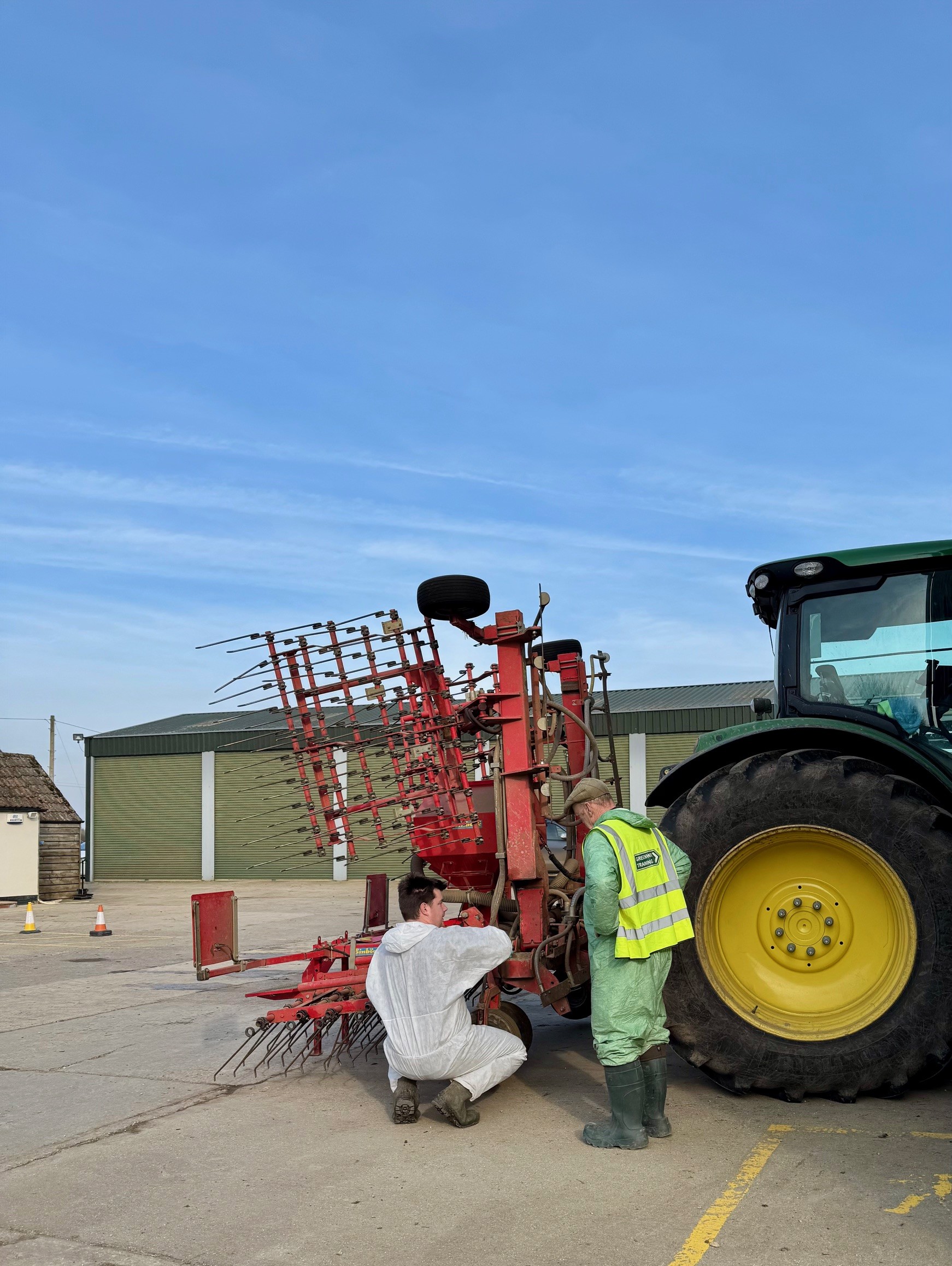 Level 2 PA4(g) – Pesticides Granular Applicator Only Course & Assessment